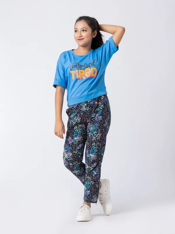 Multicolor_Cotton_Premium_&_Elegant_Regular_Fit_Night_Suits_For_Girls