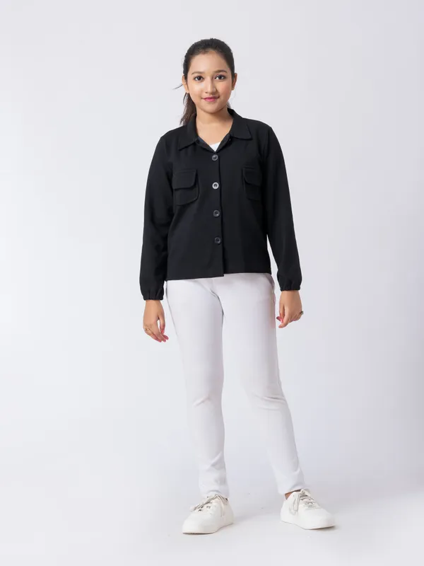 Black_Cotton_,_Polyester_&_Spandex_Premium_&_Elegant_Regular_Fit_Jacket_For_Girls