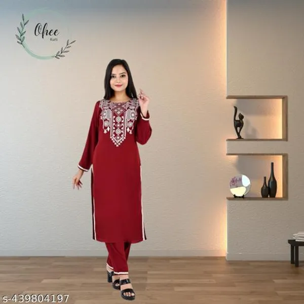 Maroon_Stylish_Embroidered_Straight_Rayon_Three_Quarter_Sleeves_Short_Kurti_For_Women