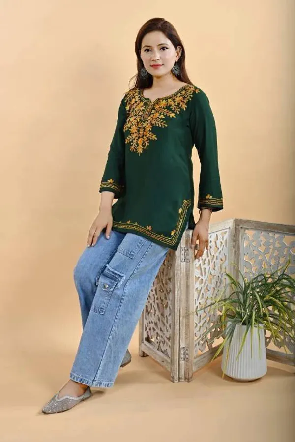 Green_Viscose_Rayon_Embroidered_3/4_Sleeve_Kurti_For_Women