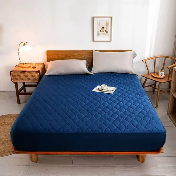 Fitted_&_Quilted_Heavy_Quality_Mattress_Protector