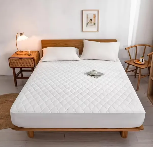 Fitted_&_Quilted_Heavy_Quality_Mattress_Protector