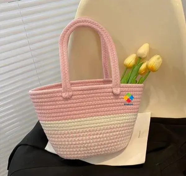 Pink_Elegance_Woven_Duo_Tone_Handheld_Bag_With_Zip_(Small)