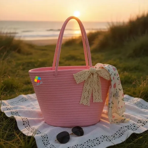 Pink_Lace_Charm_Long_Handle_Tote