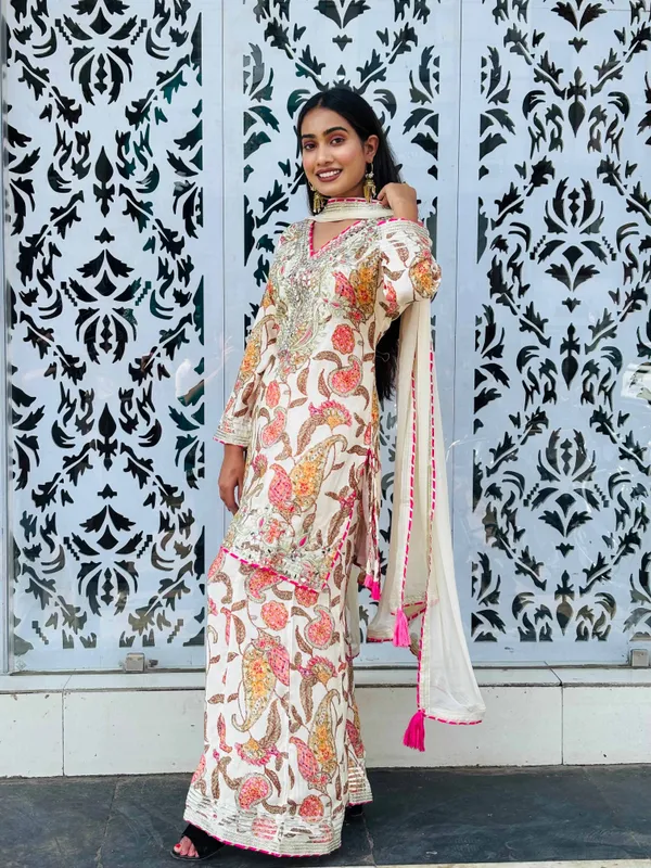 Cream__Pastel_Base_With_Warm_Floral_Tones_Soft_Crepe_Kurti_Set_For_Women