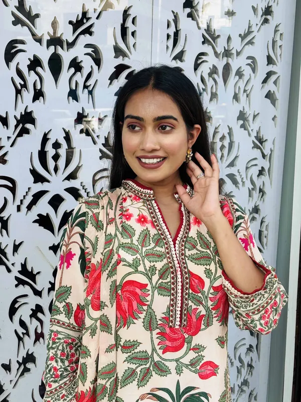 Multicolor_Premium_Crepe_Kurti_Set_For_Women
