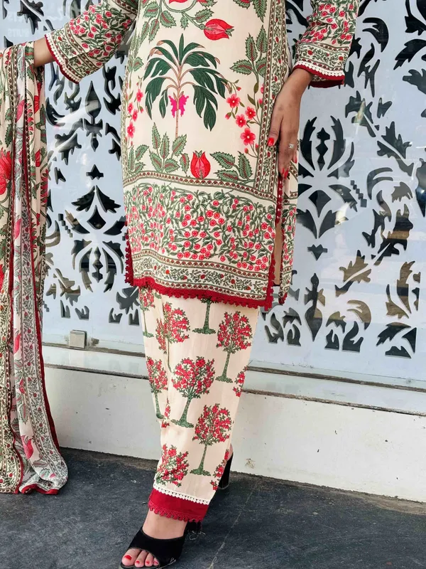 Multicolor_Premium_Crepe_Kurti_Set_For_Women