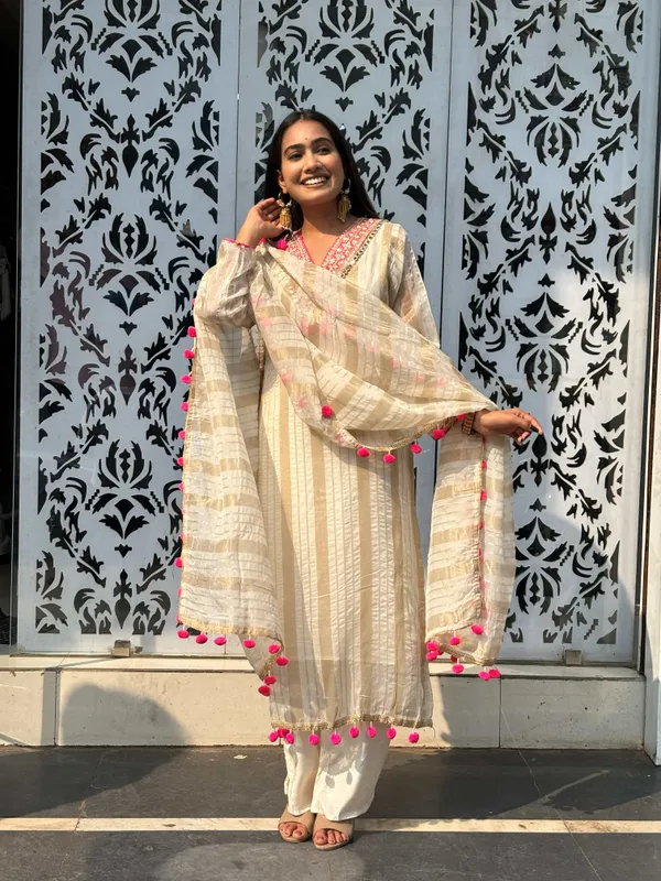 Ivory–gold_striped_kurta_set