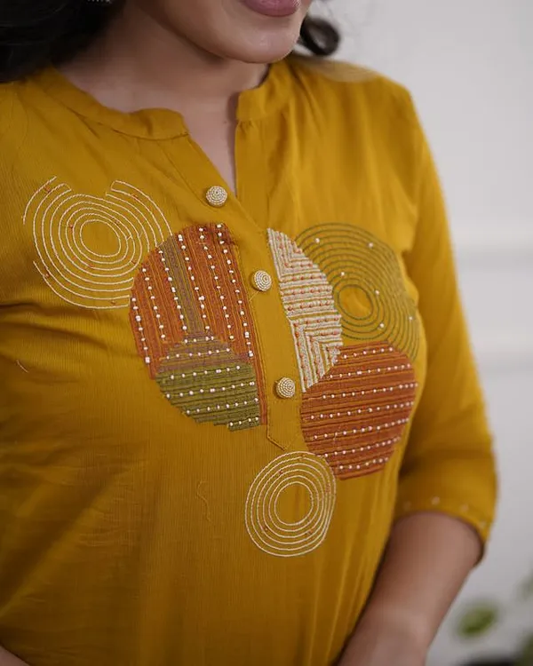 Mustard_Yellow_Cotton_Blend_Kurti_Set_For_Women