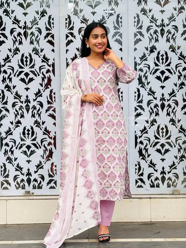 Lavender_Cotton_Kurti_For_Women