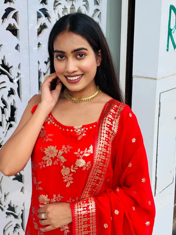 Red_&_Golden_Weaved_Silk_Kurti_Set_For_Women