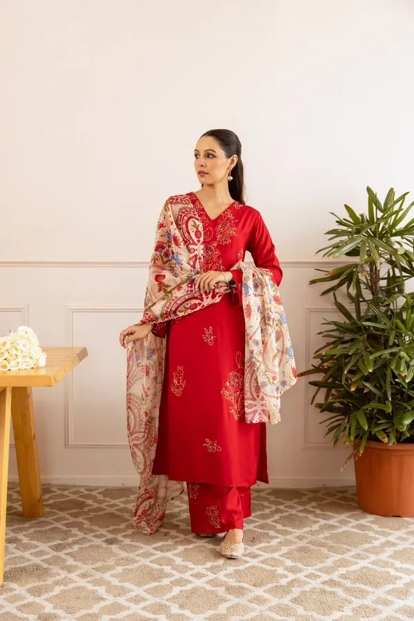 Red_Cotton_Kurti_For_Women