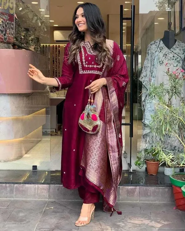 Black_Cotton_Embroidery_Straight_Kurti_Pant_With_Dupatta_Set_For_Women
