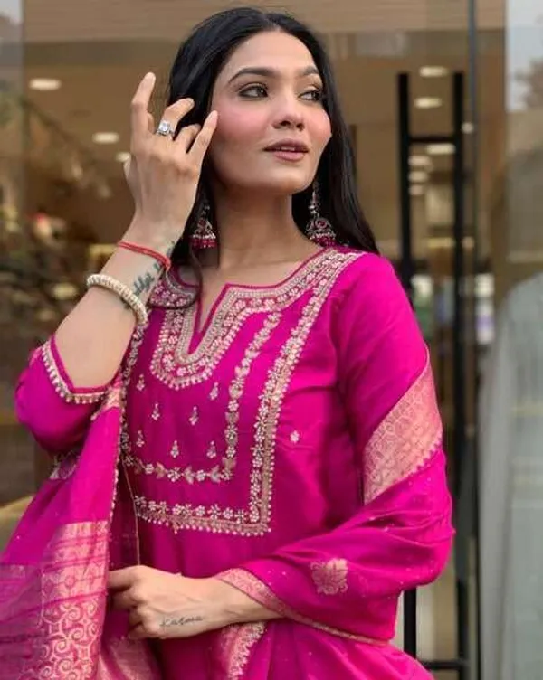 Black_Cotton_Embroidery_Straight_Kurti_Pant_With_Dupatta_Set_For_Women