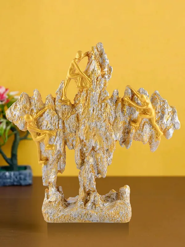 Multicolour_Men_Climb_On_Wall_Showpiece_For_Home_Decor_Showpiece,_Atlas_Sculpture_For_Office_Table_Decor