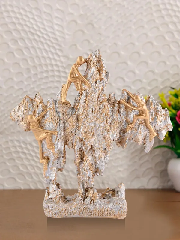 Multicolour_Men_Climb_On_Wall_Showpiece_For_Home_Decor_Showpiece,_Atlas_Sculpture_For_Office_Table_Decor
