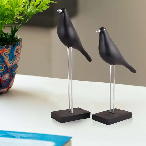 Multicolour_Sparrow_Bird_Home_Decor_Showpiece_On_Iron_Stand