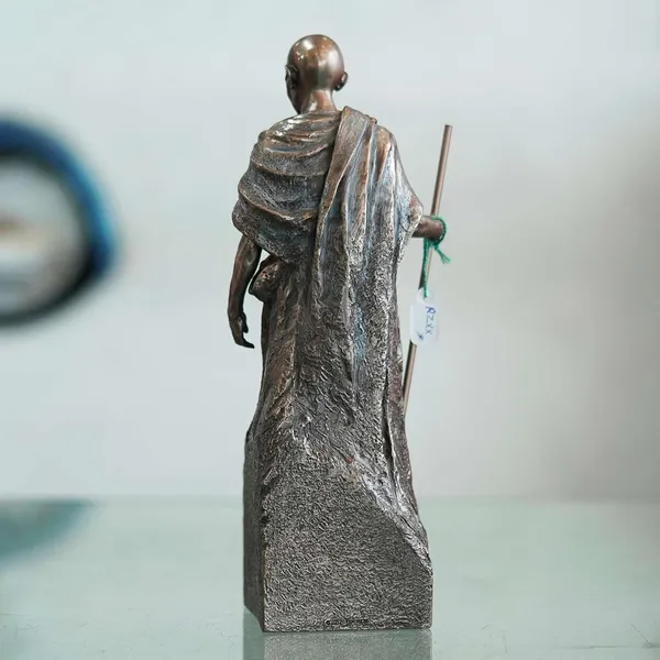 Bronze_Finish_Father_of_The_Nation_Gandhi_Ji_Decorative_Statue_Polyresin_Gold