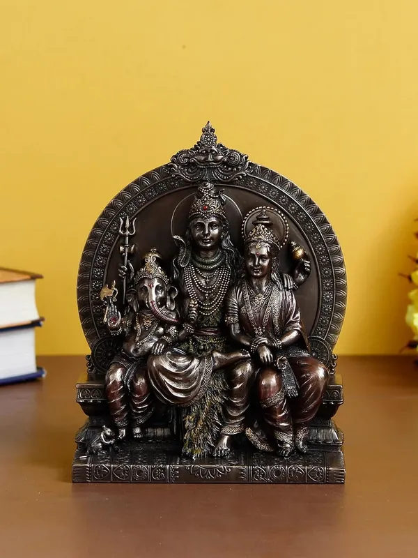 The_Family_Lord_of_Shiva_Parivar_Sitting_on_Singhasan_and_Bronze_Decorative_murti/Statue