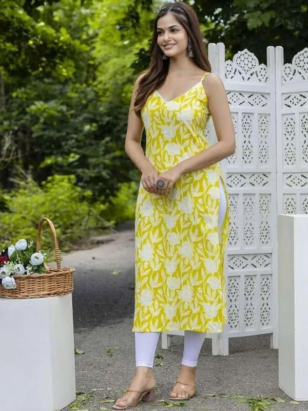 Yellow_Rayon_Floral_Printed_Sleeveless_Straight_Kurti_Set_For_Women
