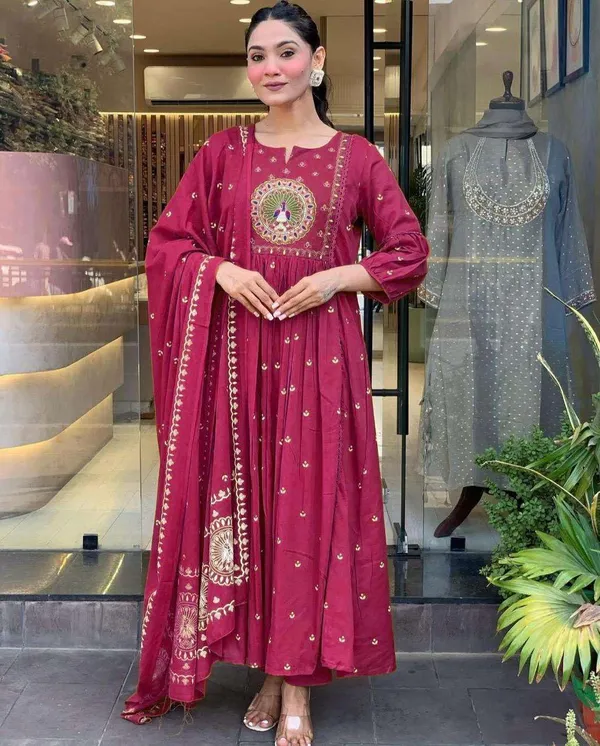 Black_Cotton_Embroidery_Straight_Kurti_Pant_With_Dupatta_Set_For_Women