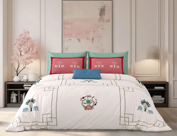 Milky_White_Pink_Cotton_Premium_&_Elegant_Printed_King_Size_Bedsheet_(90"X108")__With_2_Pillow_Covers_(_17"_X_27"_)_By_Sabhinjo