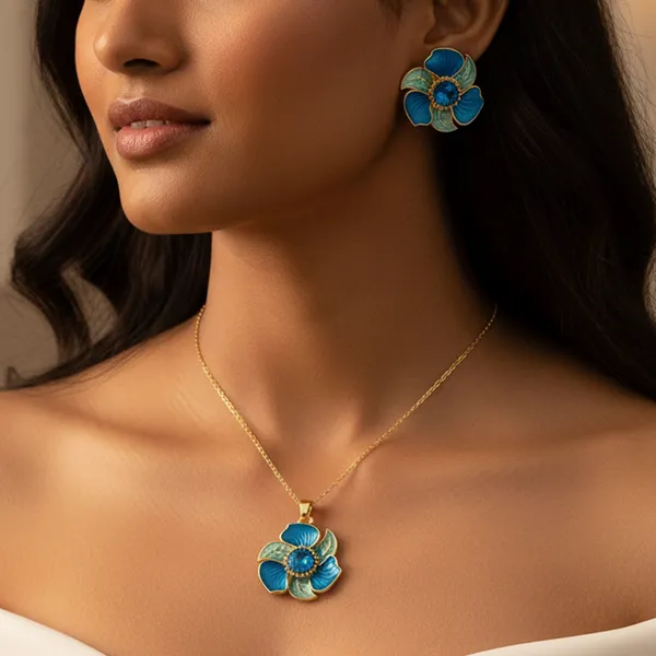 Blue_Round_Dazzle_Petal_Pendant_With_Earring_set__For_Women