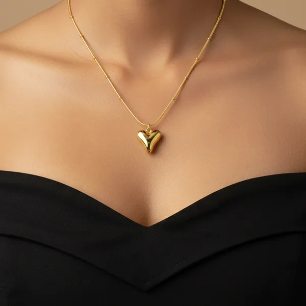 Lustre_Heart_Pendant_With_Chain_For_Women