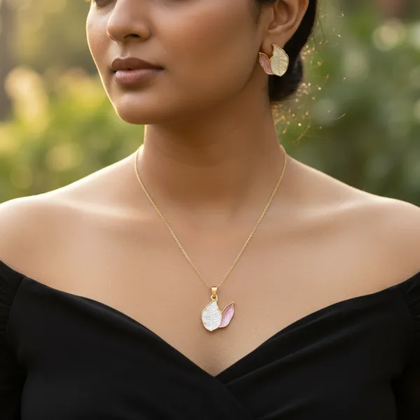 Light_Pink_Leaf_Pendant_With_Earring_set__For_Women