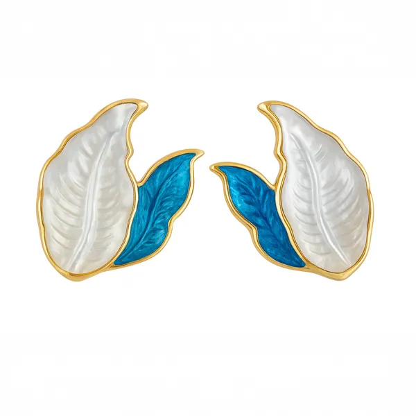 Blue_Breeze_Leaf_Pendant_With_Earring_set__For_Women