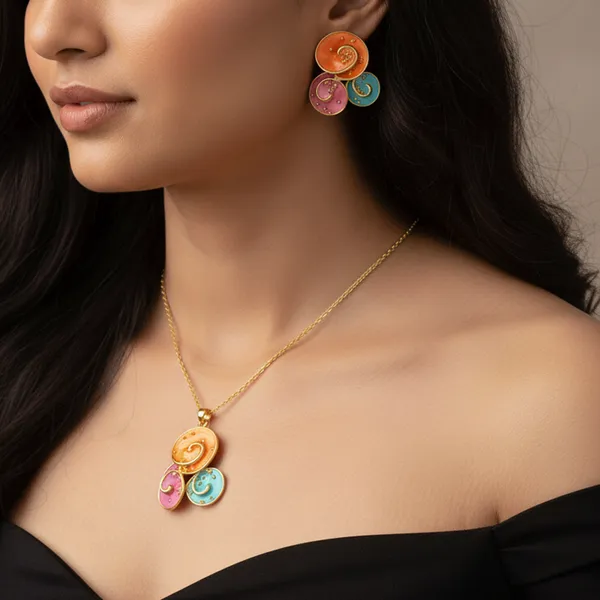 Funky_Trio_Pendant_With_Earring_set__For_Women