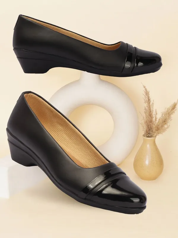 Black_Patent_Leather_Casual_Wedges_Bellies_For_Women