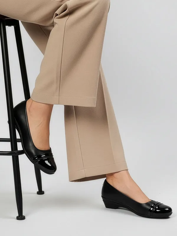 Black_Patent_Leather_Casual_Wedges_Bellies_For_Women