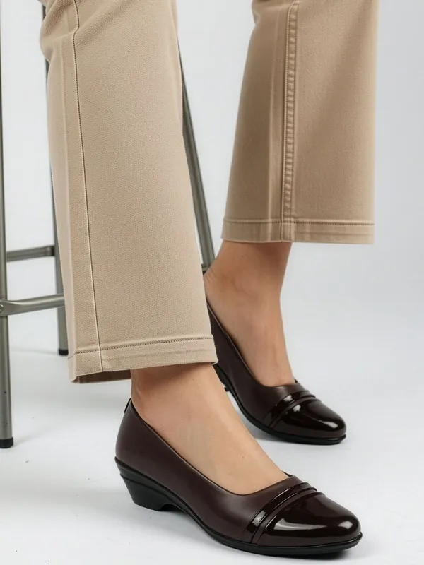 Brown_Patent_Leather_Casual_Wedges_Bellies_For_Women