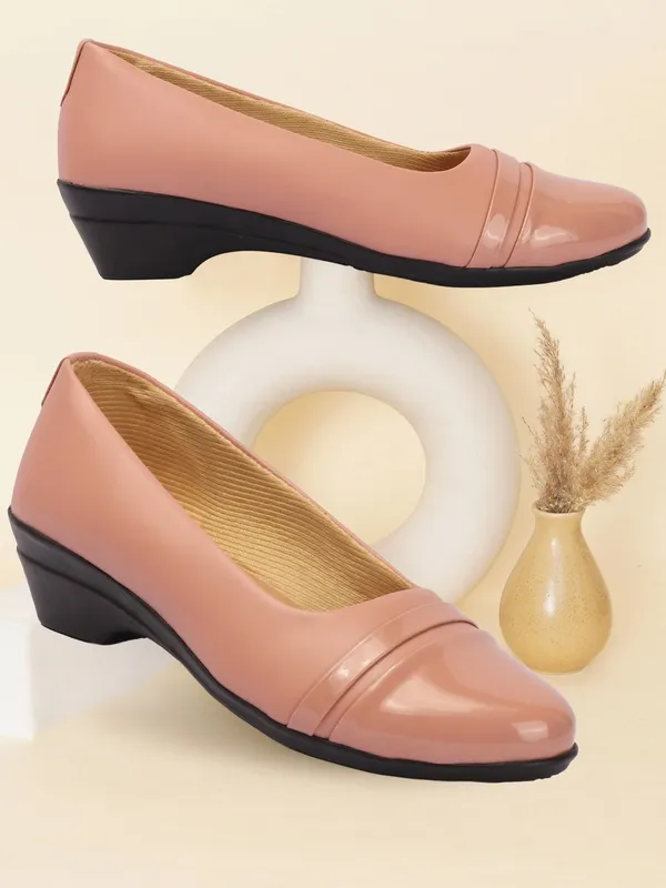 Peach_Patent_Leather_Casual_Wedges_Bellies_For_Women