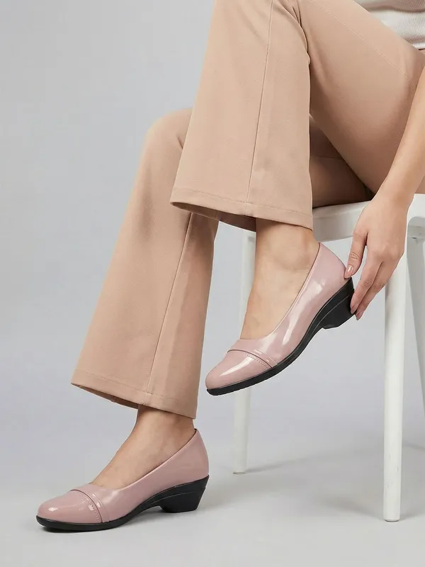 Pink_Synthetic_Leather_Wedges_For_Women