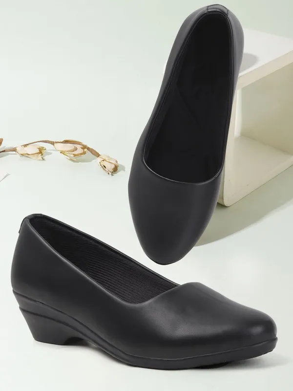 Black_Synthetic_Leather_Casual_Slip_On_Bellies_For_Women