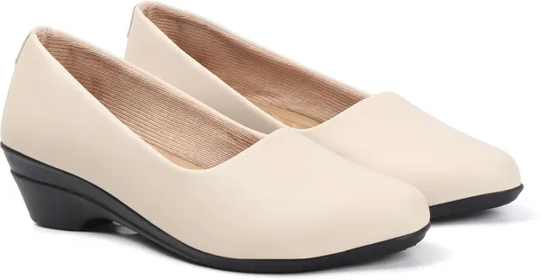 Cream_Synthetic_Leather_Casual_Slip_On_Bellies_For_Women