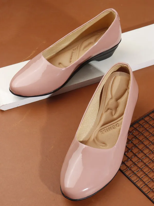 Peach_Synthetic_Leather_Casual_Bellies_For_Women