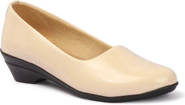Cream_Synthetic_Leather_Casual_Bellies_For_Women