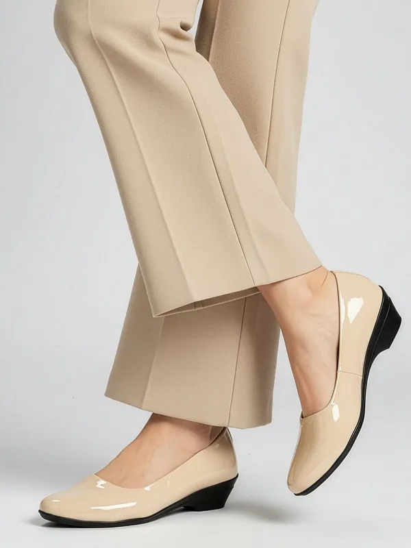 Cream_Synthetic_Leather_Casual_Bellies_For_Women