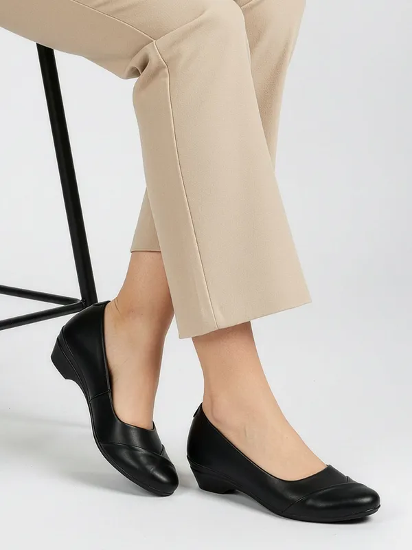 Black_Synthetic_Leather_Casual_Slip_On_Bellies_For_Women