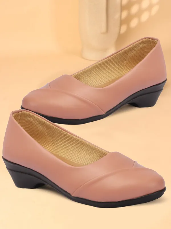 Pink_Synthetic_Leather_Wedges_For_Women