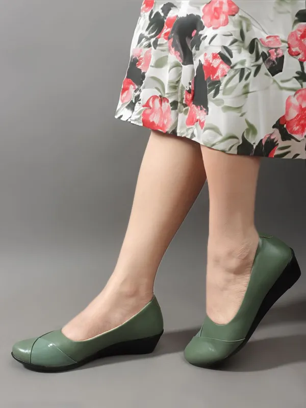 Olive_Synthetic_Leather_Casual_Slip_On_Bellies_For_Women