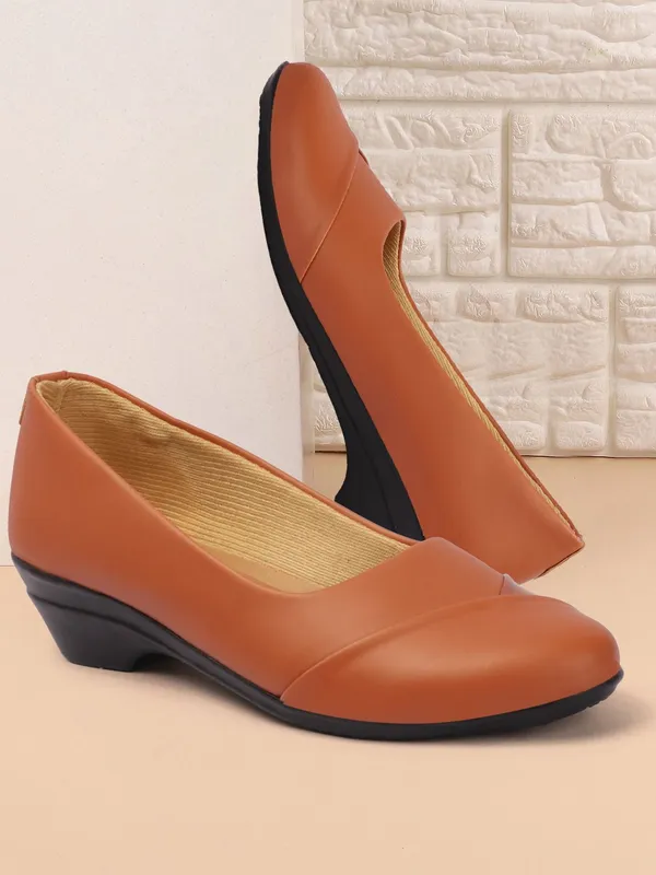 Tan_Synthetic_Leather_Casual_Slip_On_Bellies_For_Women