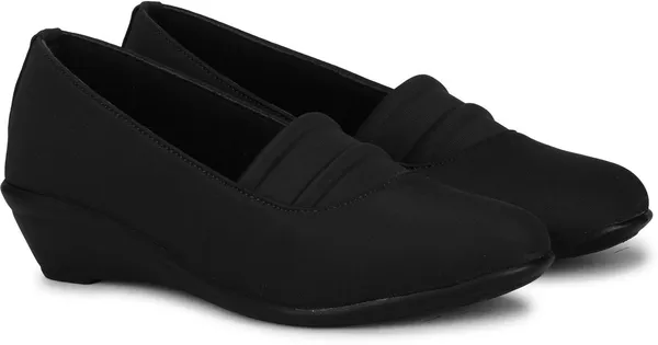 Black_Synthetic_Wedges_For_Women