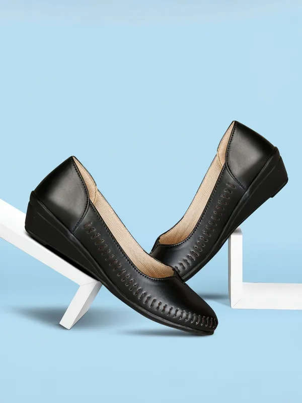 Black_Synthetic_Casual_Bellies_For_Women