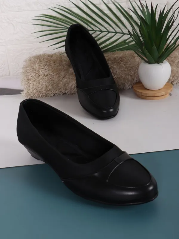 Black_Synthetic_Casual_Bellies_For_Women