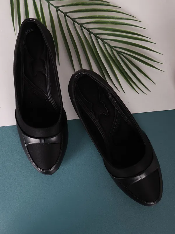 Black_Synthetic_Casual_Bellies_For_Women