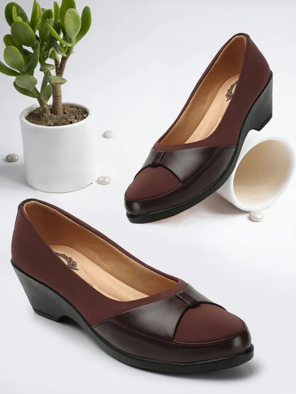 Brown_Synthetic_Casual_Wedges_Bellies_For_Women
